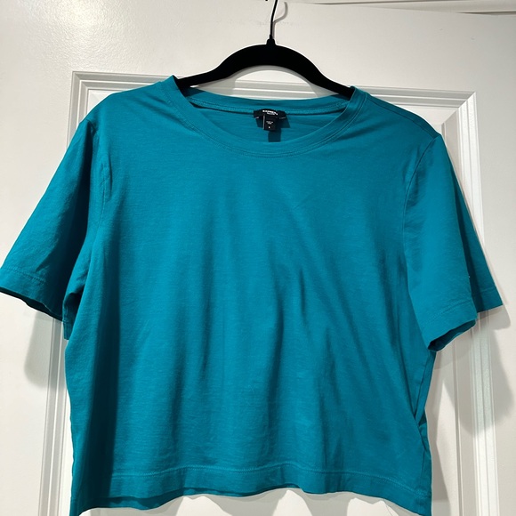 Crop Top Bundle - Picture 4 of 7